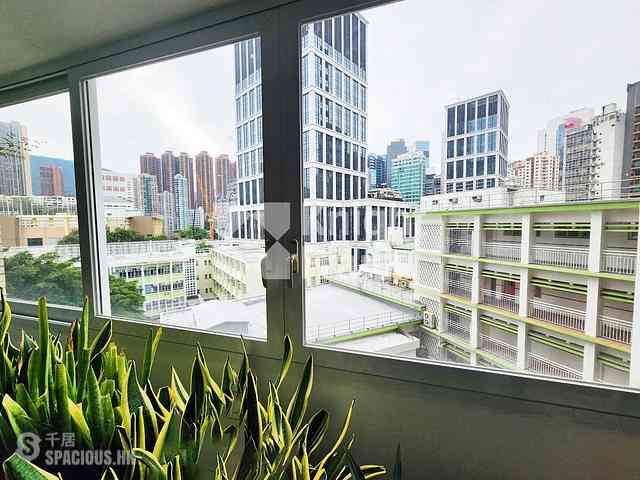 Causeway Bay - Fontana Gardens Block 22-25 13
