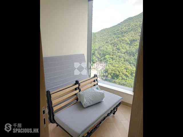 筲箕灣 - 形薈 11