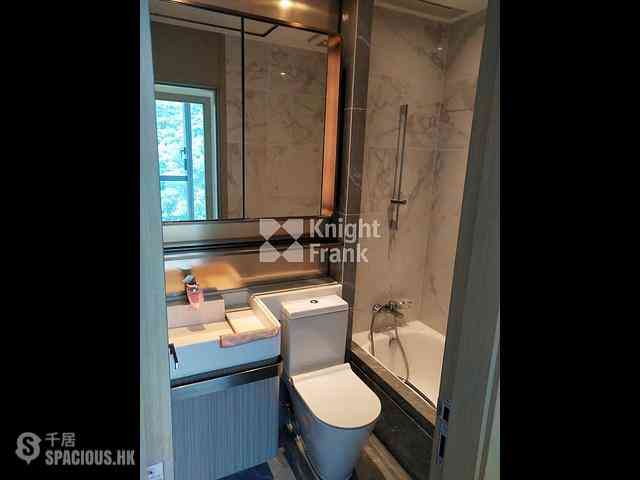 筲箕灣 - 形薈 12