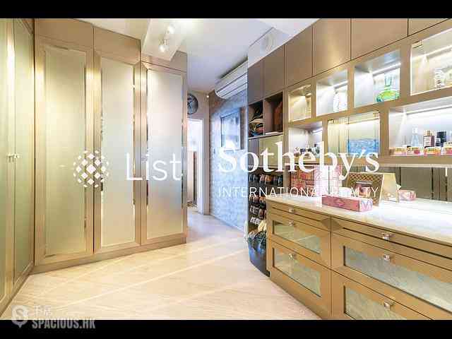 Pok Fu Lam - Aqua 33 09