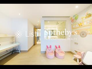 The Peak - 15, Gough Hill Road 15