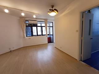 Tai Hang - Dragon Centre 04