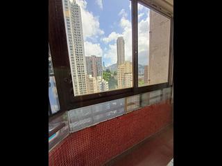 Tai Hang - Dragon Centre 06