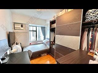 Mid Levels Central - Robinson Place Block 2 09