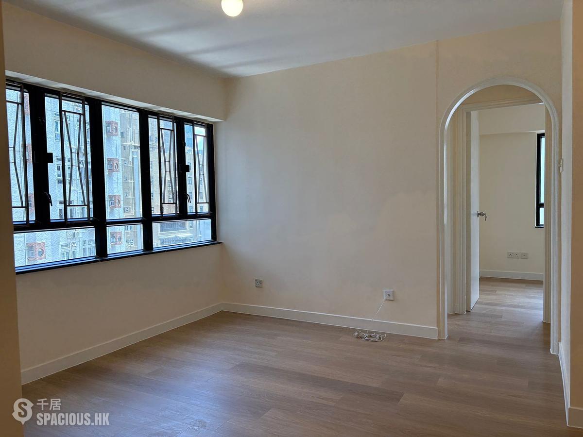 Sheung Wan - Lascar Court 01