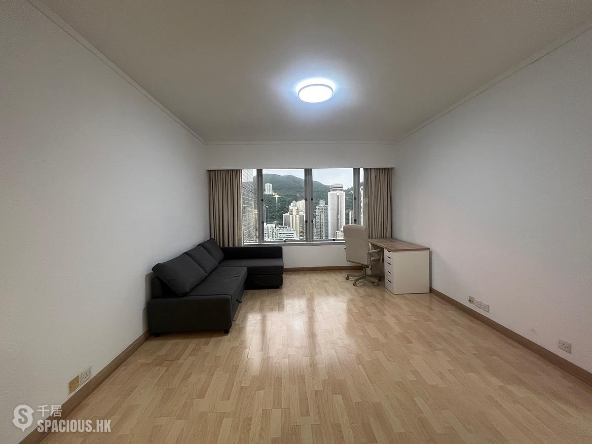 Wan Chai - Convention Plaza Apartments 01