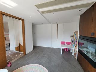 Mid Levels Central - Birchwood Place 10