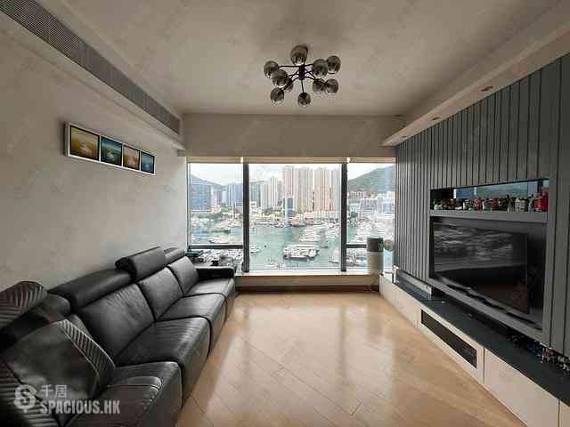 Ap Lei Chau - Larvotto Block 6 02