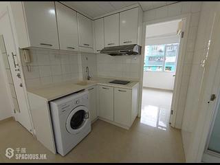 Poho - 49-51, Sai Street 05