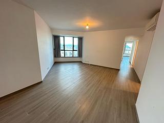 Mid Levels West - 80 Robinson Road 02