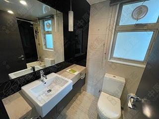 Sai Ying Pun - Centre Place 07