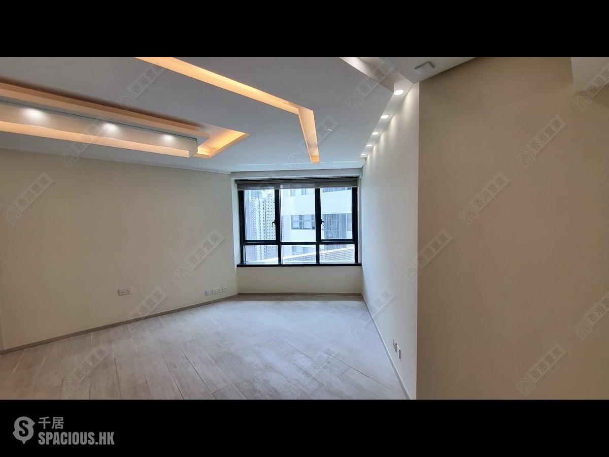 Mid Levels West - 80 Robinson Road 01