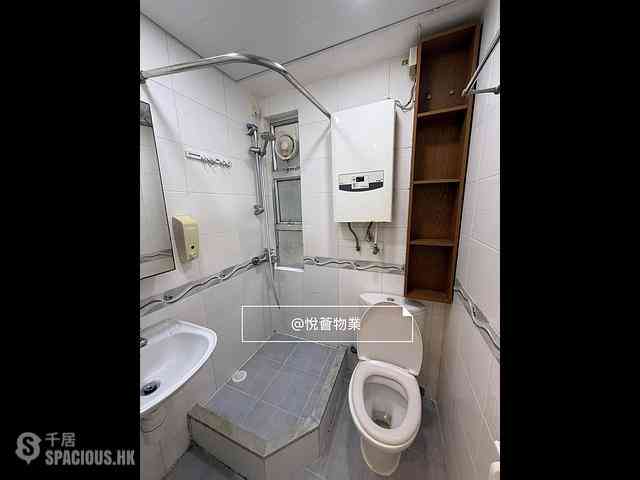 Shau Kei Wan - Hip Wo Mansion 05