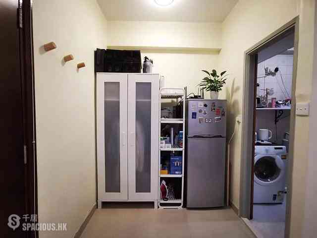 Sheung Wan - Tai Fat Building 02
