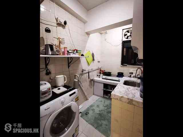 Sheung Wan - Tai Fat Building 07