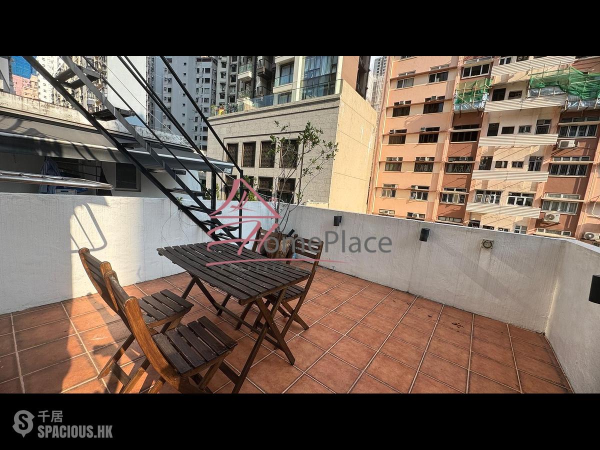 Sai Ying Pun - 99C, High Street 01
