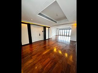 Stubbs Road - Evergreen Villa 04
