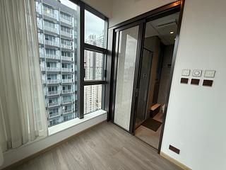 Sai Ying Pun - Two・Artlane 06
