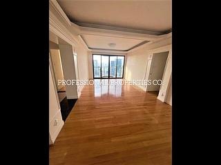 Happy Valley - Beverly Hill 02