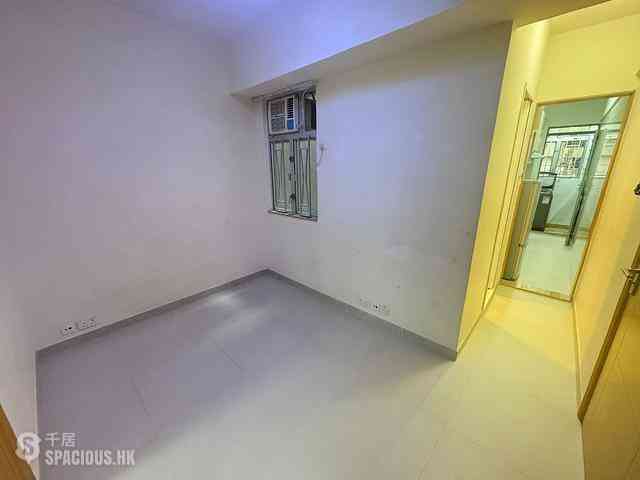 Sheung Wan - Shing Wan Building 03