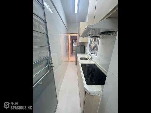 Sheung Wan - Shing Wan Building 05