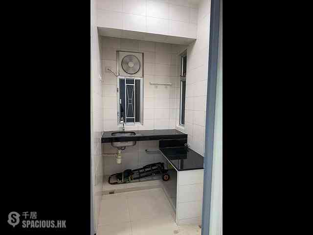 Kwai Chung - Shui King Building Block A 02