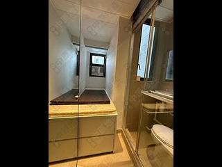 Mid Levels Central - Arezzo 14