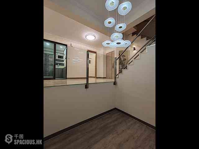 Sha Tin - Conifer Lodge 04