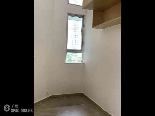 Ap Lei Chau - South Horizons Phase 3 06