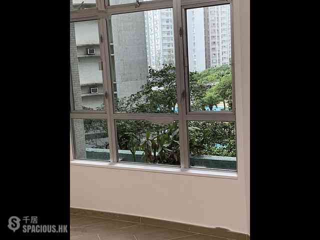 Ap Lei Chau - South Horizons Phase 3 11