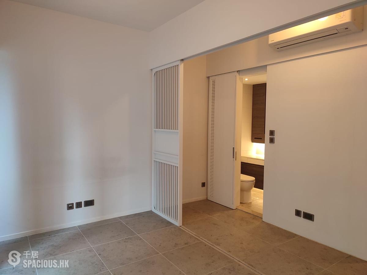 Sai Ying Pun - Bohemian House 01
