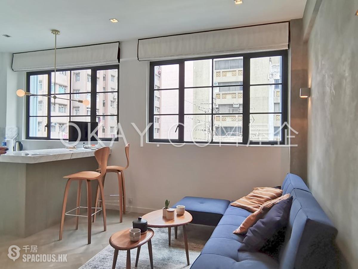 Sheung Wan - 19-21, Tung Street 01
