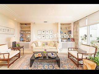 The Peak - Kellett Villas 05