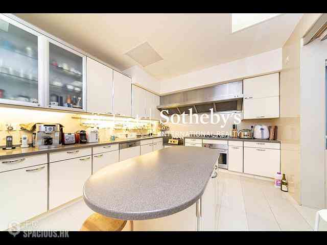 The Peak - Kellett Villas 12