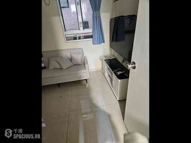Sheung Wan - 277, Des Voeux Road Central 06
