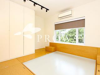 Pok Fu Lam - Baguio Villa Block 26 05