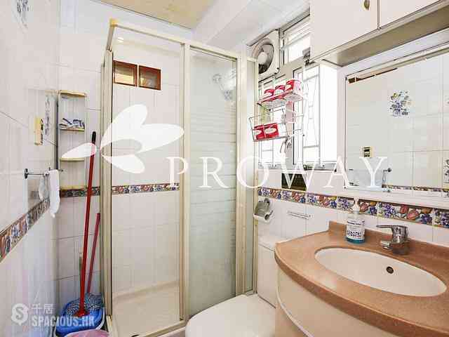 Wan Chai - Sai Kou Building 04