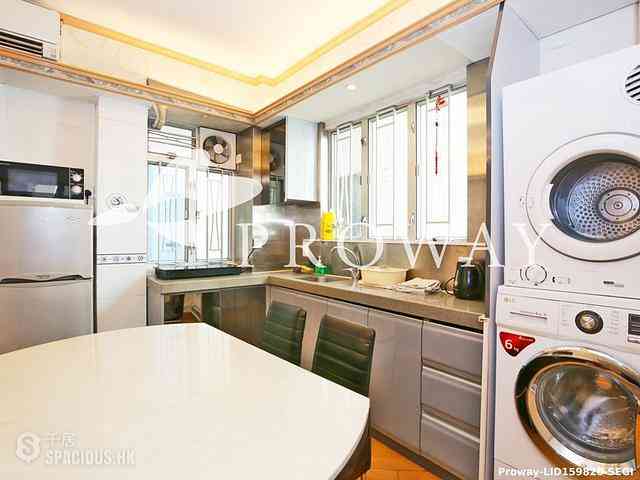 Wan Chai - Sai Kou Building 07