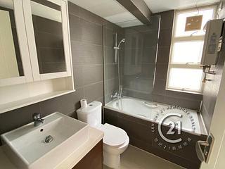 Discovery Bay - Discovery Bay Phase 5 Greenvale Village Greenburg Court (Block 2) 2 07