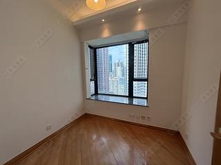 Fortress Hill - Le Sommet Block 2 05