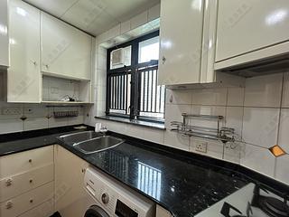 Fortress Hill - Le Sommet Block 2 09