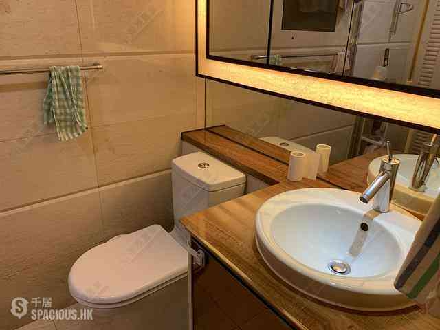Tai Kok Tsui - Harbour Green Tower 1 07