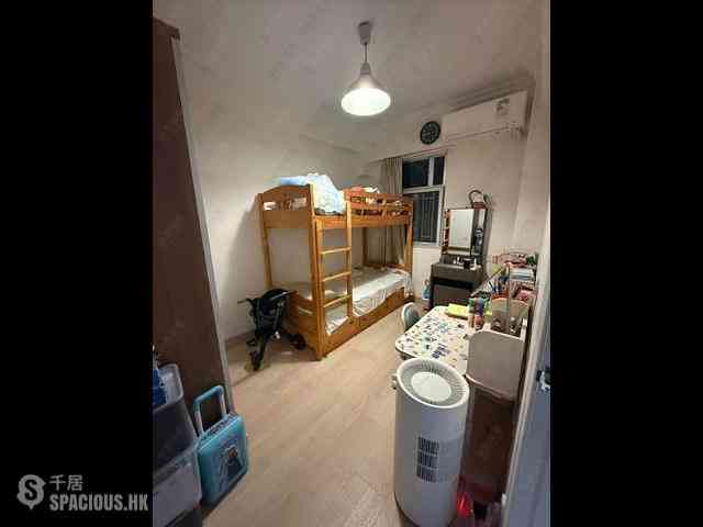 Pok Fu Lam - Y.Y. Mansions Block C 05