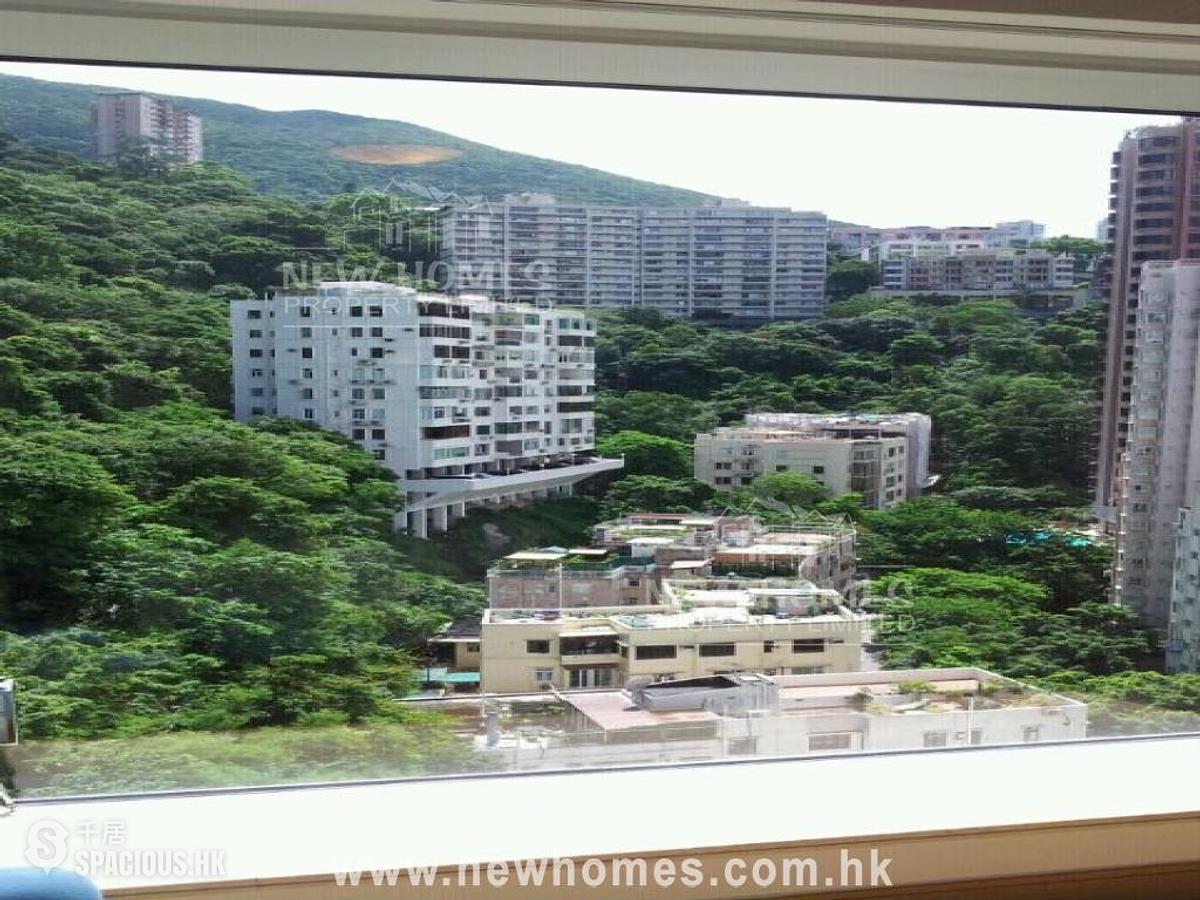 Happy Valley - 35-41 Village Terrace 01