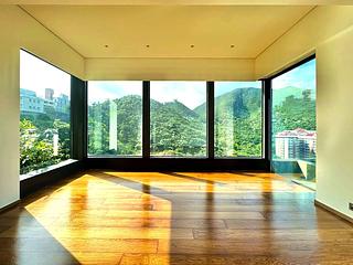 Chung Hom Kok - City Icon Block 2 03
