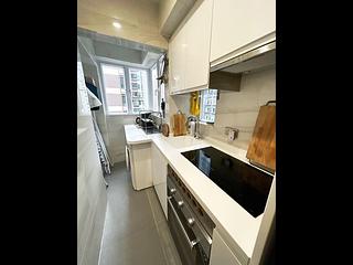 Mid Levels Central - Woodlands Court 04