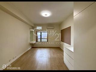 Mid Levels West - Scenic Heights 06