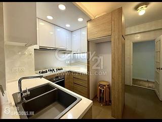 Mid Levels West - Scenic Heights 14