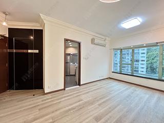Wan Chai - Royal Court 03
