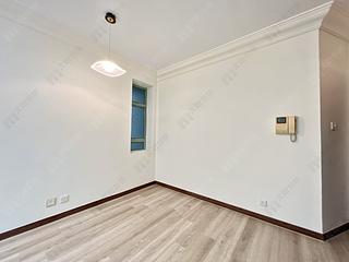 Wan Chai - Royal Court 04